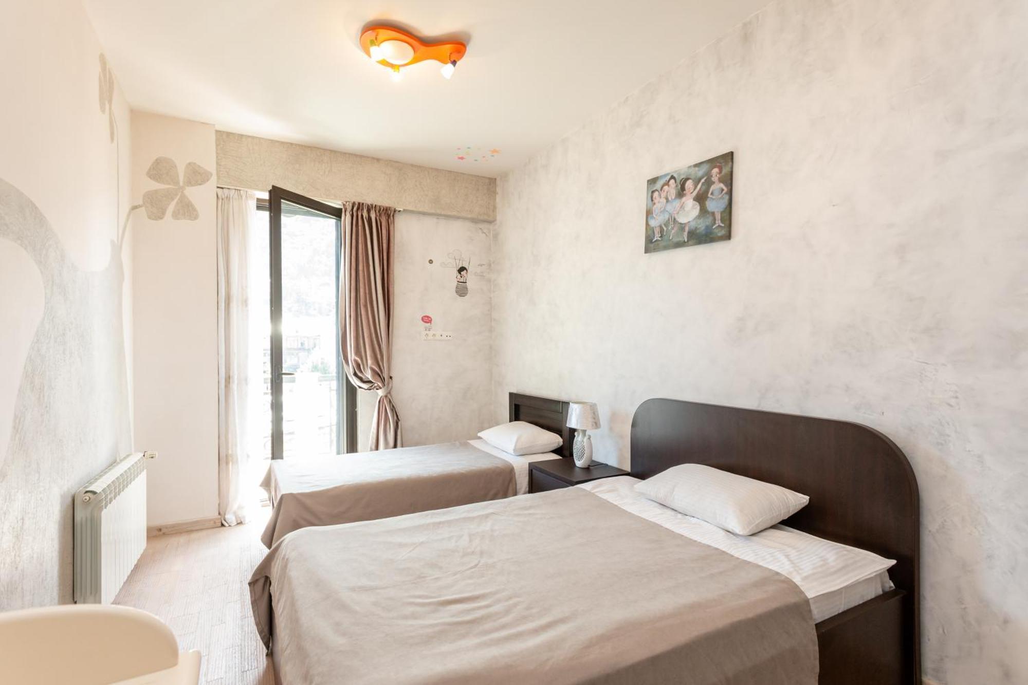 Serviced Apartment On Rustaveli Avenue 9 Tbilissi Extérieur photo
